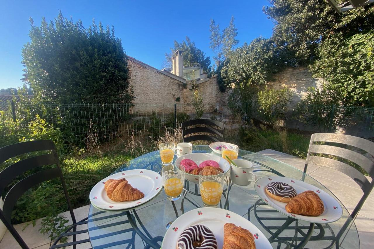Appartement Roche Blanche - Terrasse Et Parking à Nîmes Extérieur photo