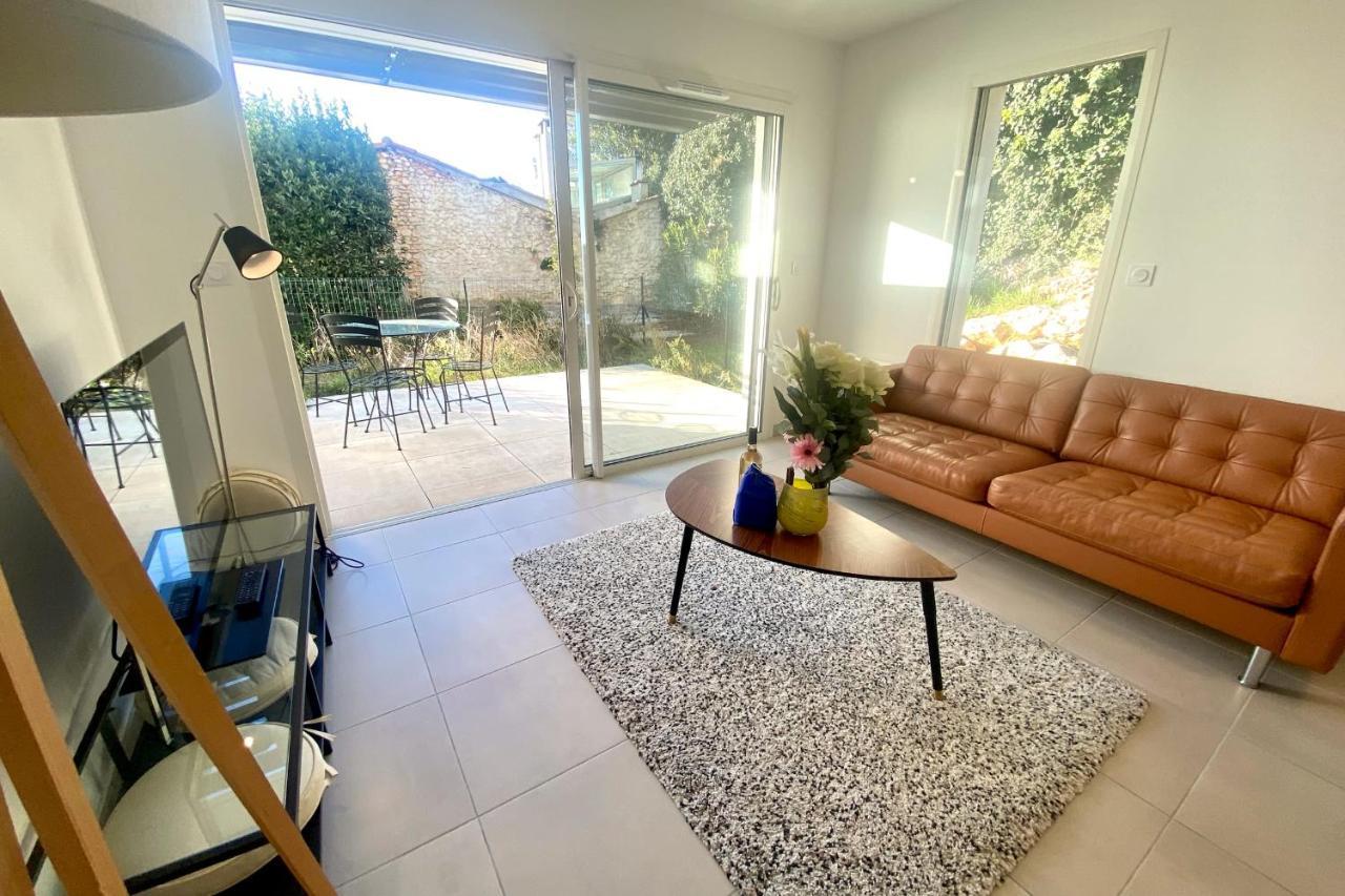 Appartement Roche Blanche - Terrasse Et Parking à Nîmes Extérieur photo