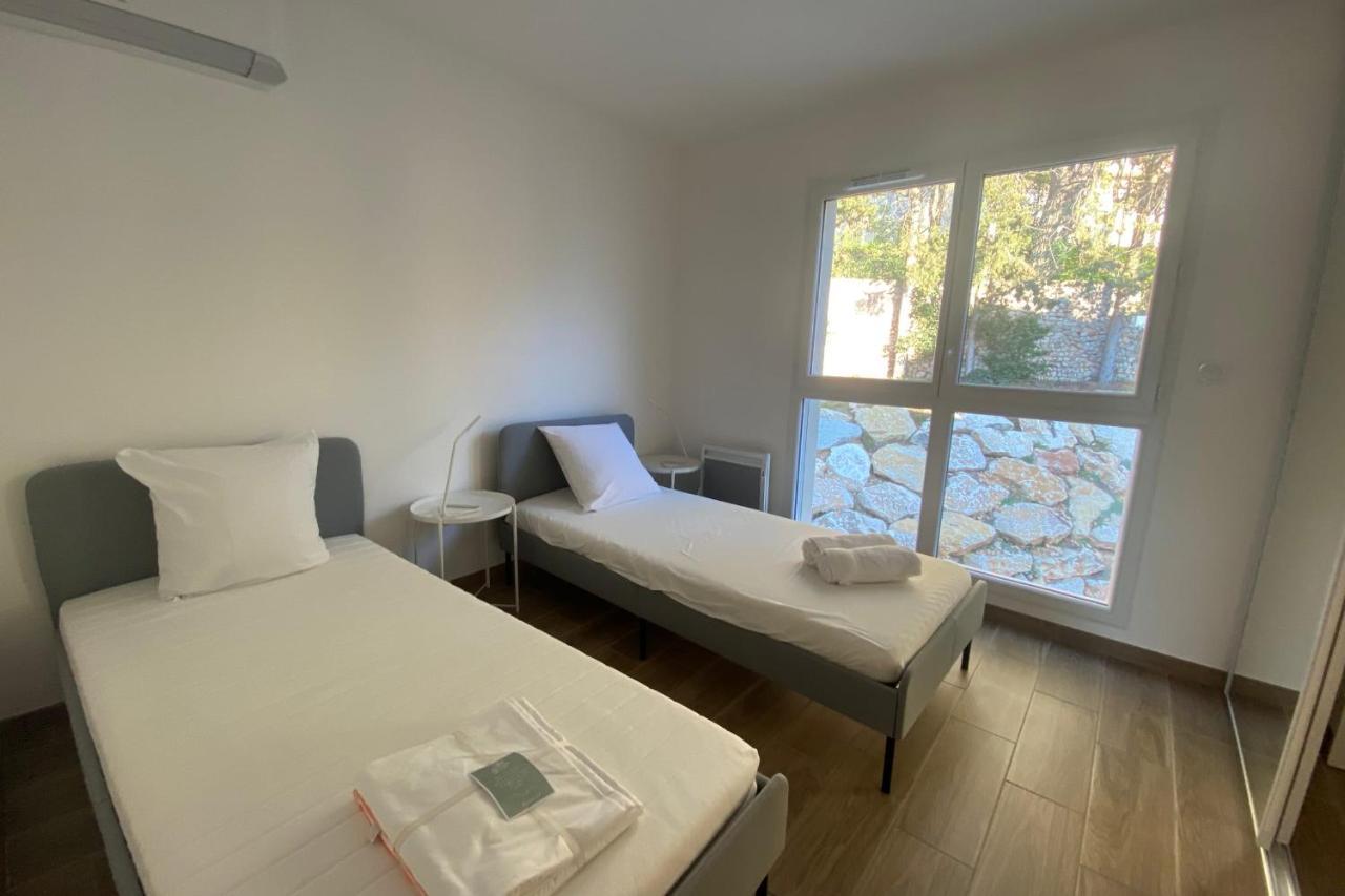 Appartement Roche Blanche - Terrasse Et Parking à Nîmes Extérieur photo